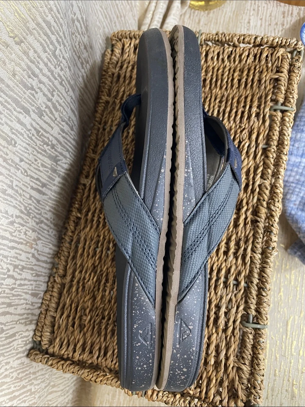 Reef Navy and Dark Gray Men’s CUSHION Classic Flip Flops Sz 9